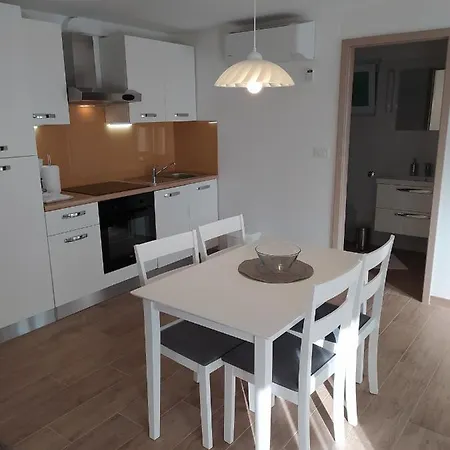 Bruno Apartment *